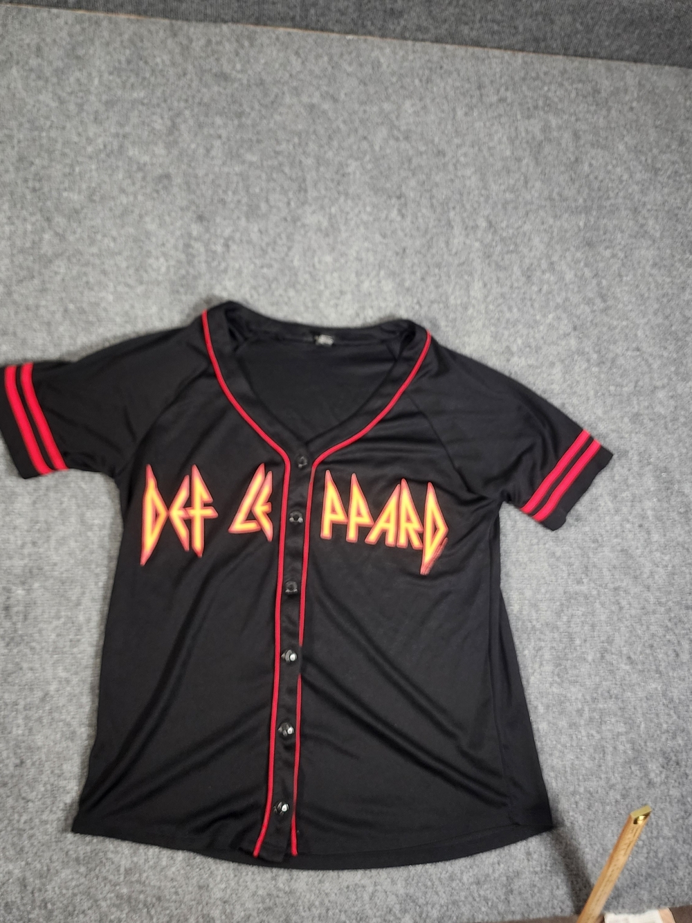Def Leppard Baseball Jersey Unisex Large Black Button Up V-Neck Forever 21 2017